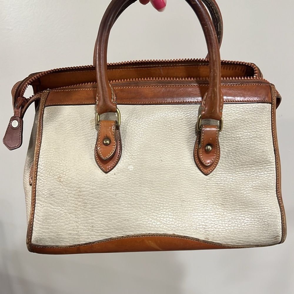 Medium Sized Handbag, Very Structured - image 3